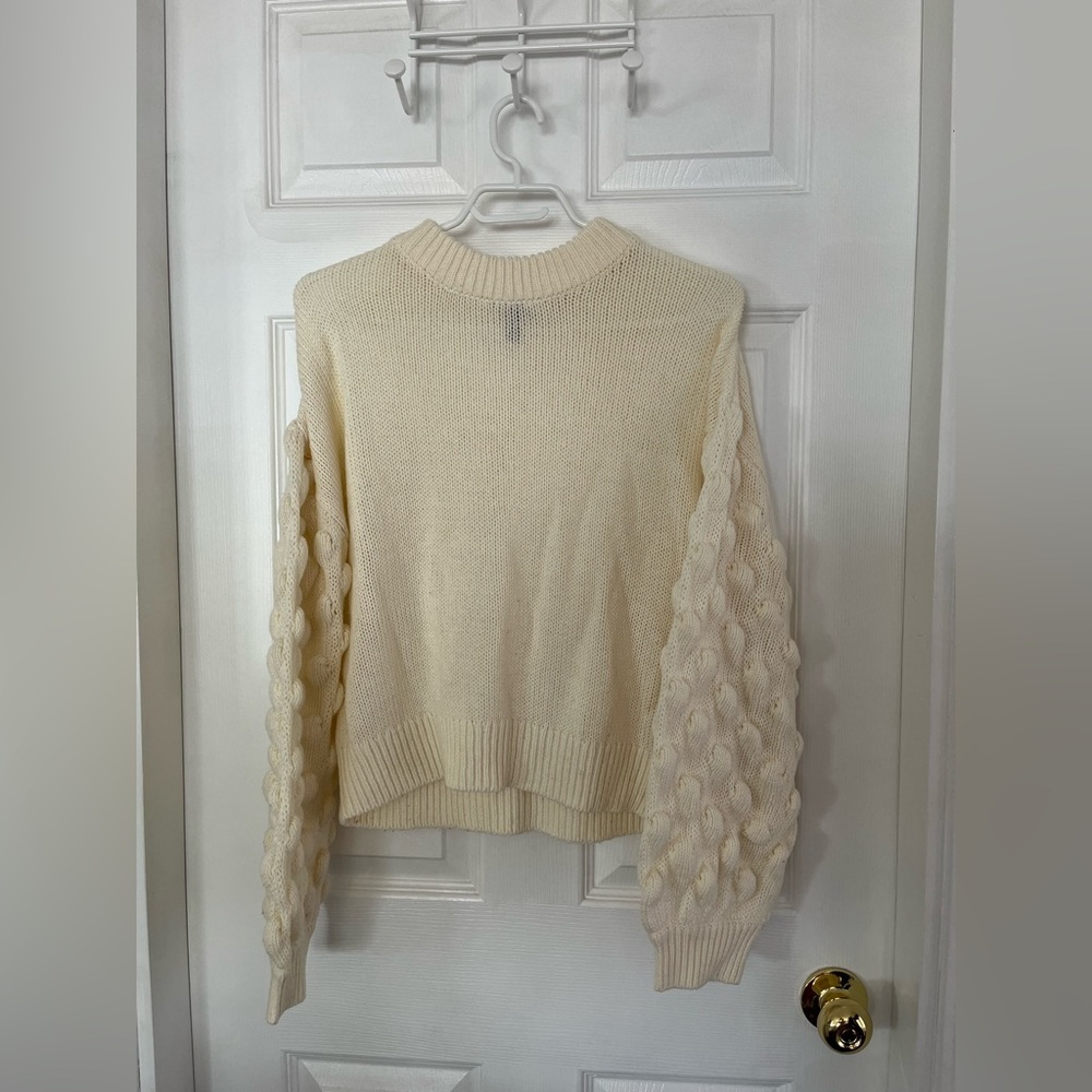 H&M Ivory Knit​​